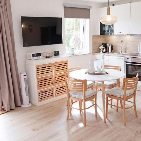 Fewo1846 Strandresidenz Wassersleben - Ostseenest - Modernes Studioapartment Mit Balkon Am Strand ฮาร์ริสลี ภายนอก รูปภาพ
