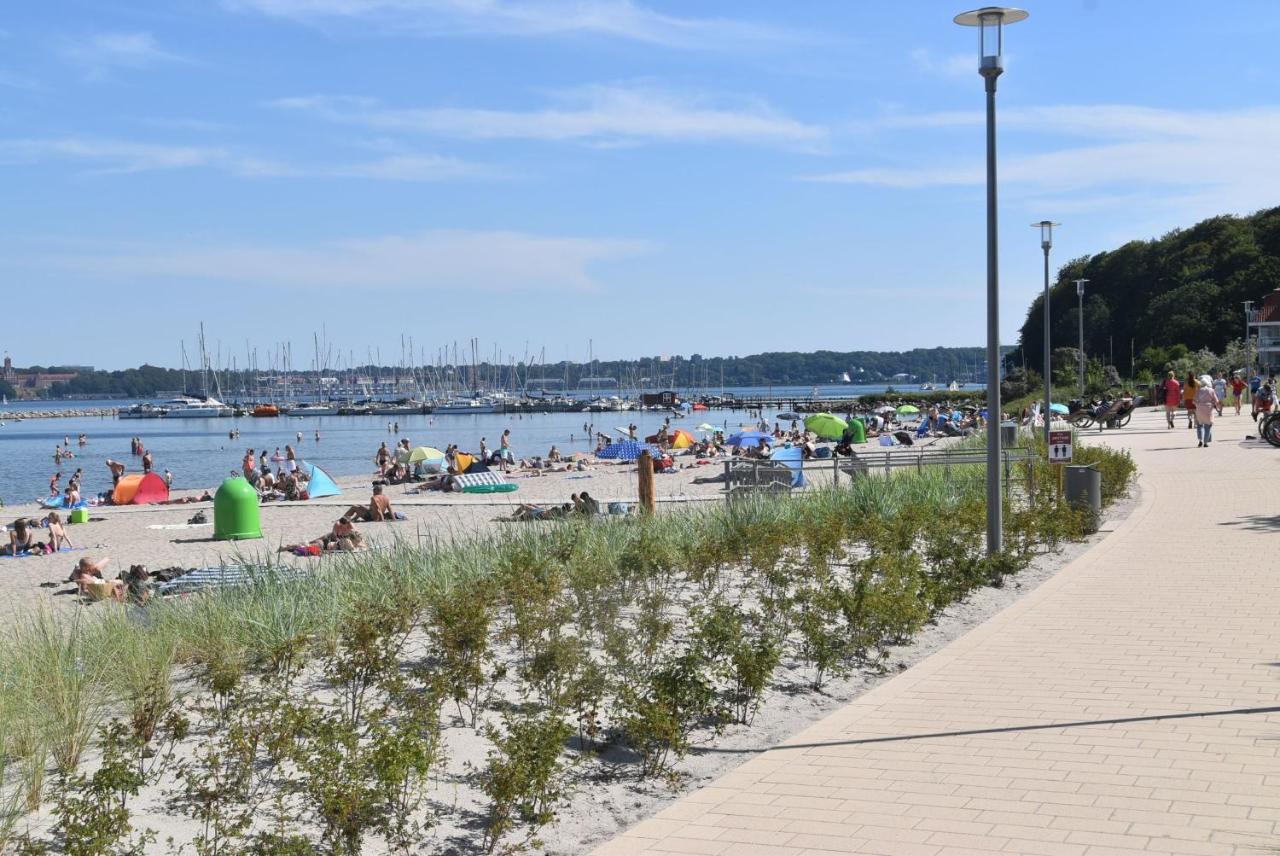 Fewo1846 Strandresidenz Wassersleben - Ostseenest - Modernes Studioapartment Mit Balkon Am Strand ฮาร์ริสลี ภายนอก รูปภาพ
